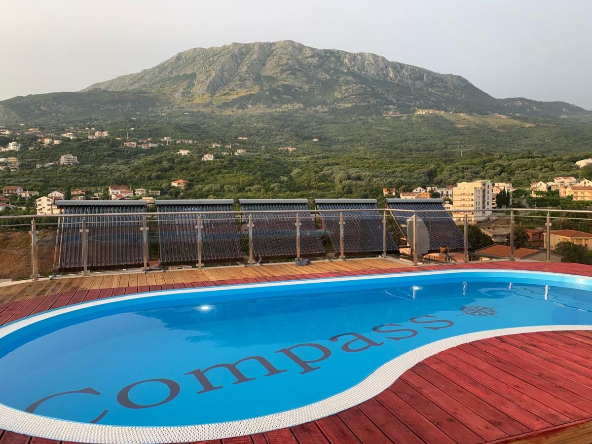 Compass Aparthotel Dobra Voda Bagian luar foto